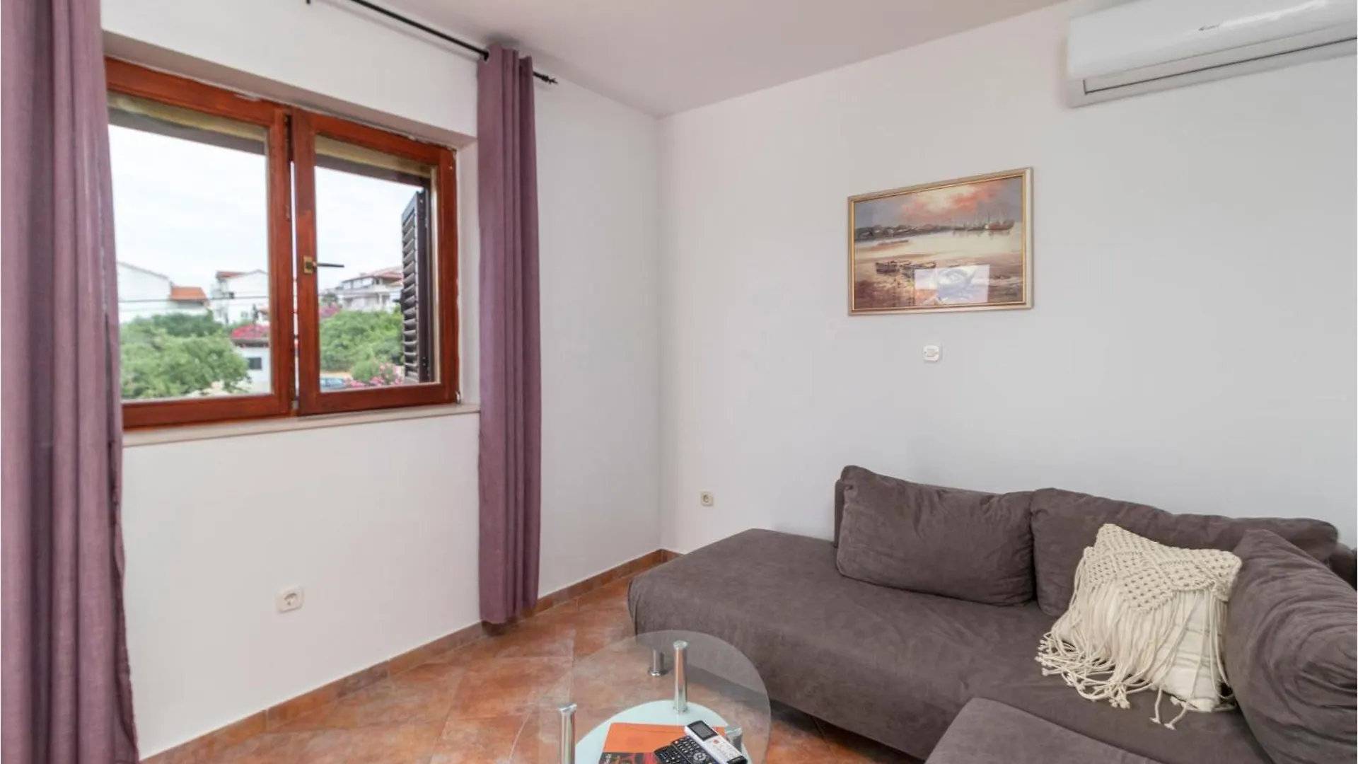 Nice Home In Banjol With Wifi Tatil Evi