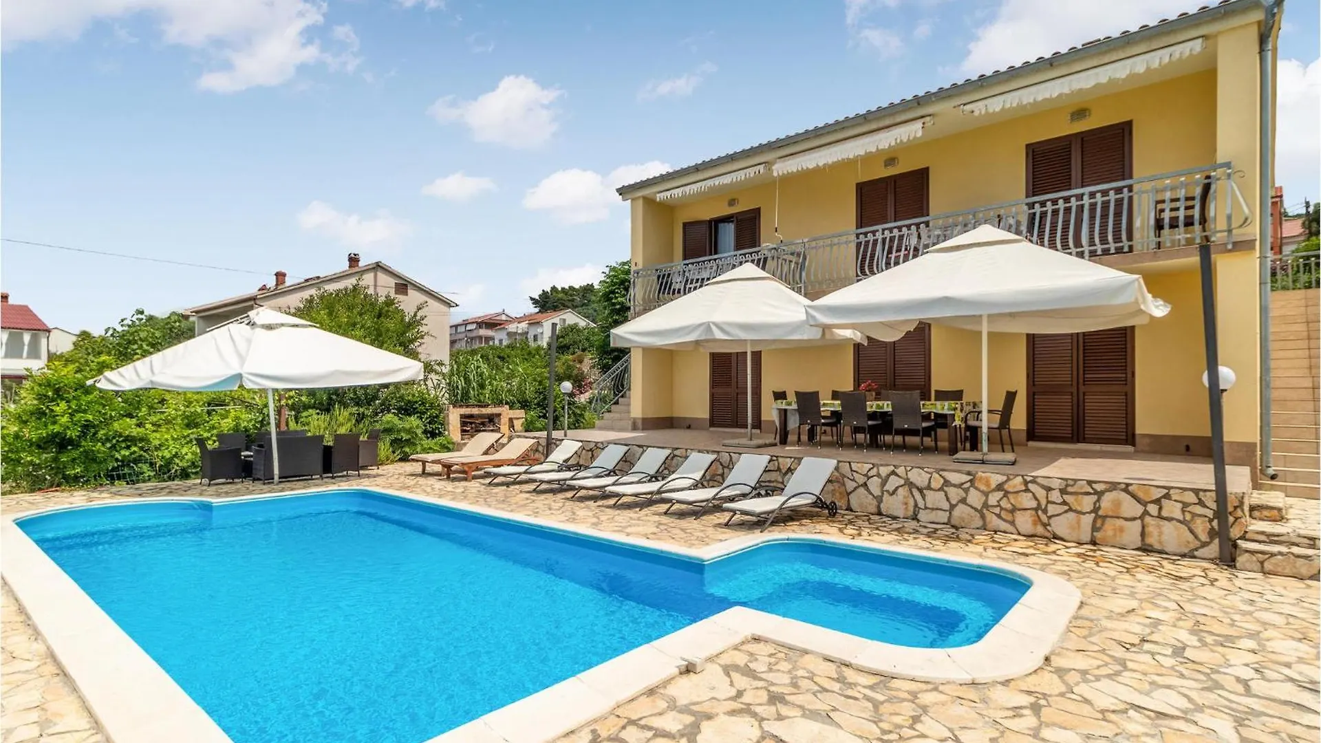 Nice Home In Banjol With Wifi